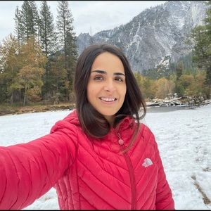 Meet your Posher, Andrea